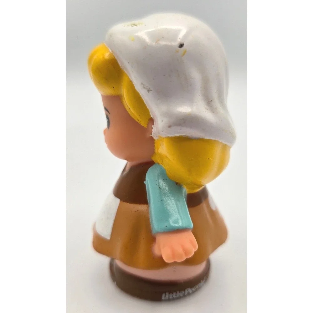 RARE Disney Fisher Price Little People Cinderella Maid Princess Talker 2014 HTF